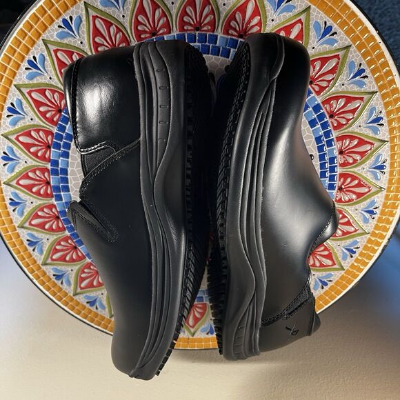 Mozo Forza Shoes for Crews Mens Sz 8.5 Black Leather Non-Slip Restaurant Shoes main image 8